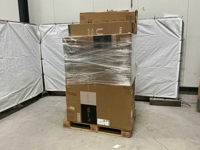 Pallet televisies retourgoederen - 4 items - afbeelding 2 van  5