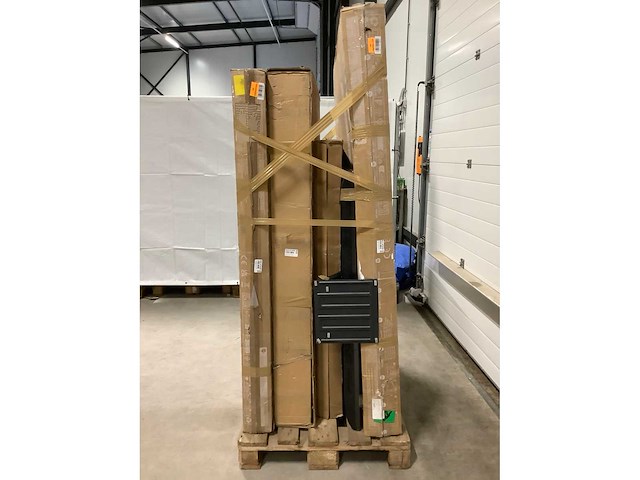 Pallet televisies retourgoederen - 5 items - afbeelding 3 van  8