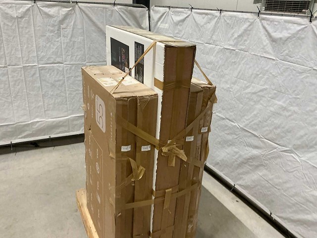 Pallet televisies retourgoederen - 5 items - afbeelding 3 van  4