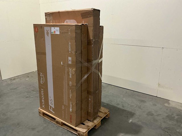 Pallet televisies retourgoederen - 5 items - afbeelding 1 van  8