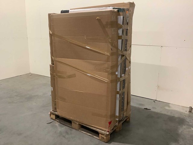 Pallet televisies retourgoederen - 6 items - afbeelding 1 van  7