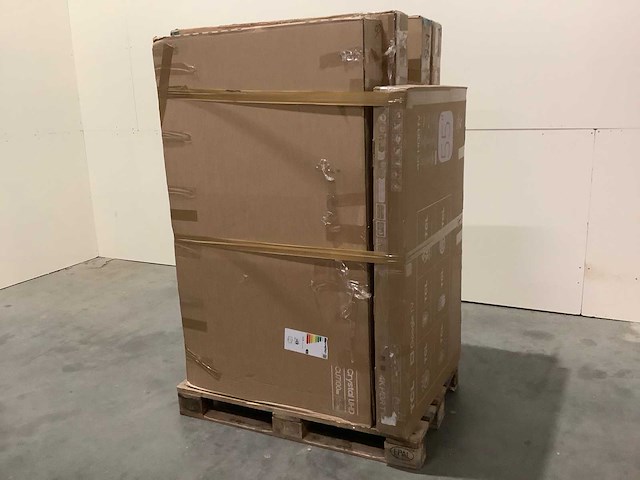 Pallet televisies retourgoederen - 6 items - afbeelding 1 van  7