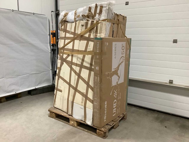 Pallet televisies retourgoederen - 6 items - afbeelding 1 van  7