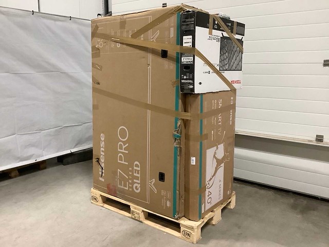 Pallet televisies retourgoederen - 6 items - afbeelding 1 van  9