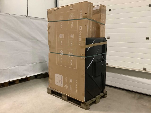 Pallet televisies retourgoederen - 6 items - afbeelding 1 van  8