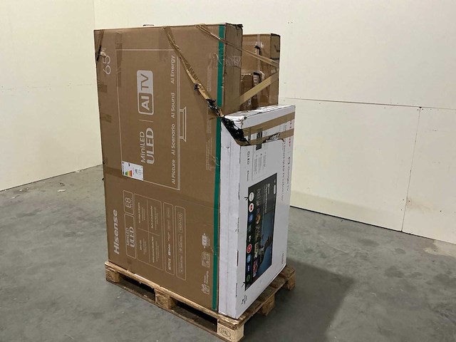 Pallet televisies retourgoederen - 6 items - afbeelding 1 van  8