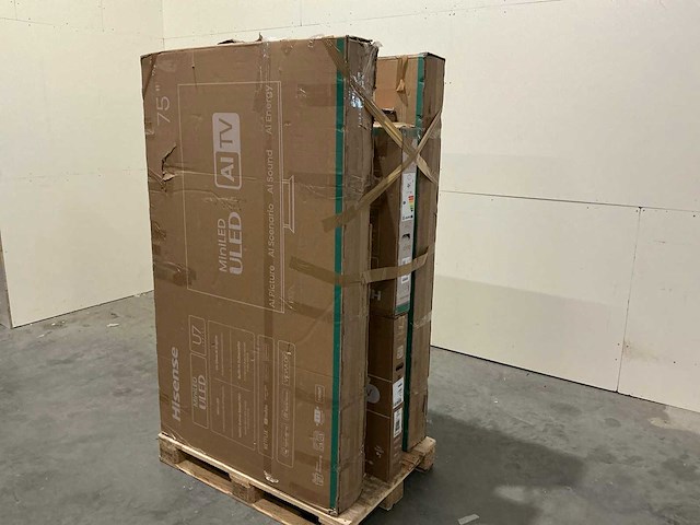 Pallet televisies retourgoederen - 6 items - afbeelding 1 van  8