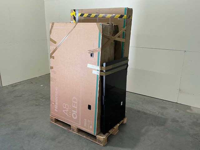Pallet televisies retourgoederen - 6 items - afbeelding 1 van  7