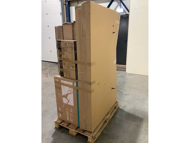 Pallet televisies retourgoederen - 7 items - afbeelding 3 van  7