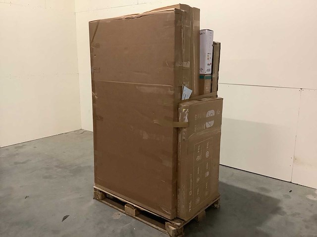 Pallet televisies retourgoederen - 7 items - afbeelding 1 van  7