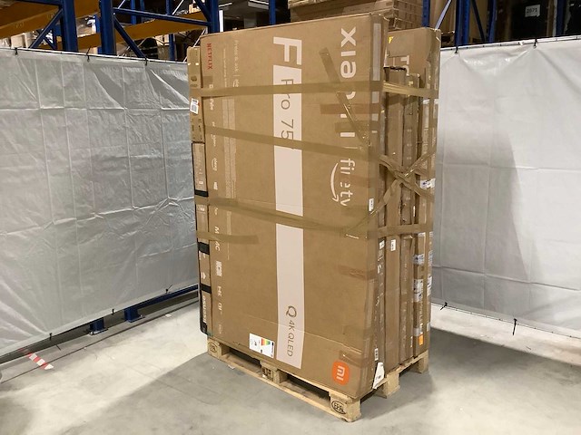 Pallet televisies retourgoederen - 7 items - afbeelding 1 van  8