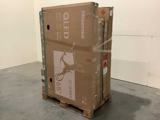 Pallet televisies retourgoederen - 7 items - afbeelding 1 van  7