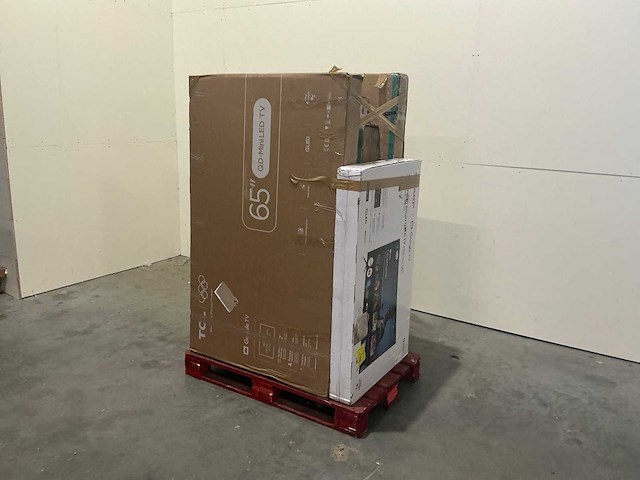 Pallet televisies retourgoederen - 7 items - afbeelding 1 van  9