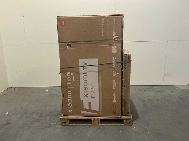 Pallet televisies retourgoederen - 7 items - afbeelding 1 van  5