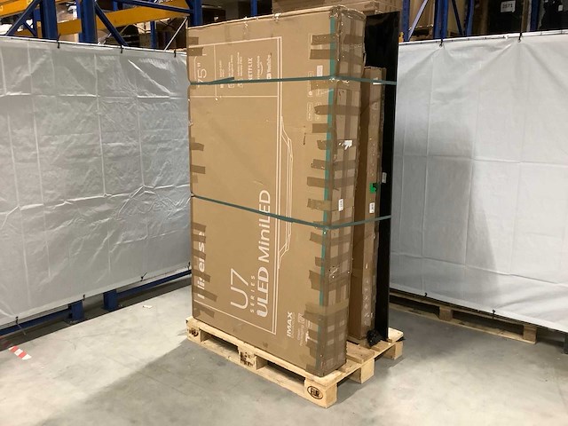 Pallet televisies retourgoederen - 8 items - afbeelding 1 van  8