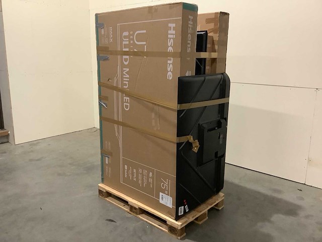 Pallet televisies retourgoederen - 8 items - afbeelding 1 van  7