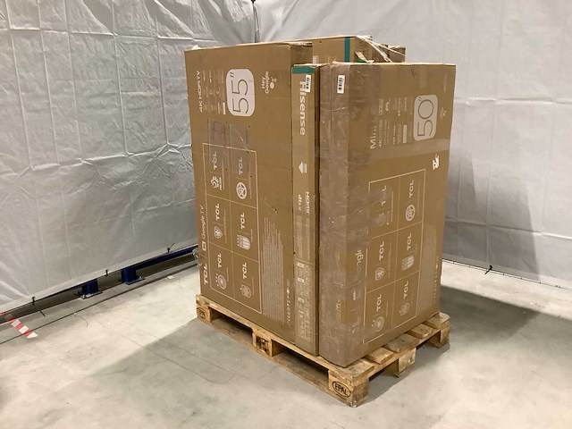 Pallet televisies retourgoederen - 8 items - afbeelding 1 van  10
