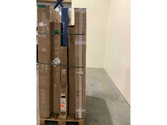 Pallet televisies retourgoederen - 8 items - afbeelding 3 van  8