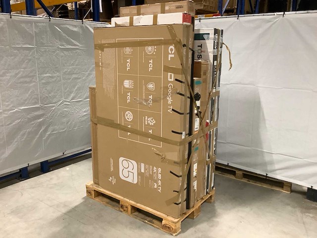 Pallet televisies retourgoederen - 8 items - afbeelding 1 van  9