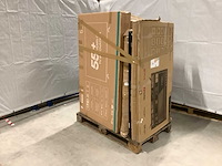Pallet televisies retourgoederen - 8 items - afbeelding 1 van  8