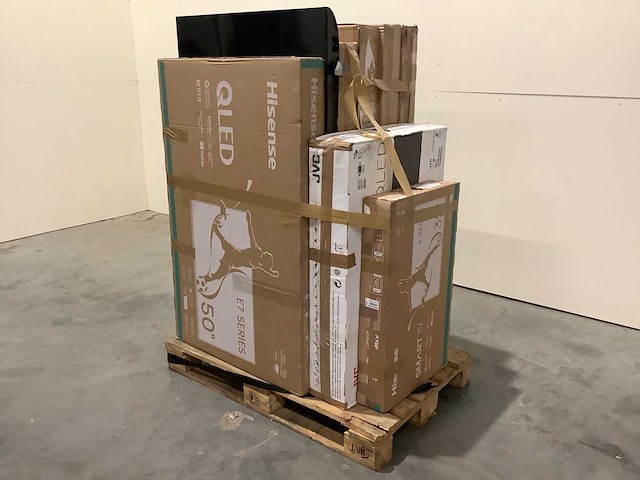 Pallet televisies retourgoederen - 8 items - afbeelding 1 van  7