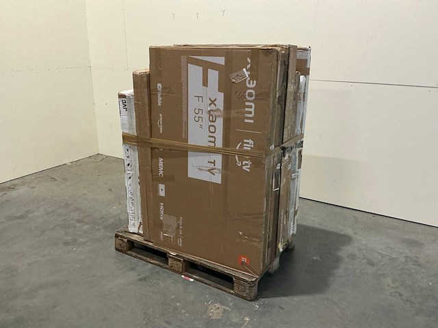 Pallet televisies retourgoederen - 8 items - afbeelding 1 van  9