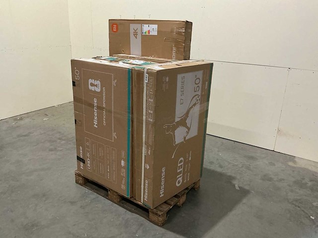 Pallet televisies retourgoederen - 8 items - afbeelding 1 van  8