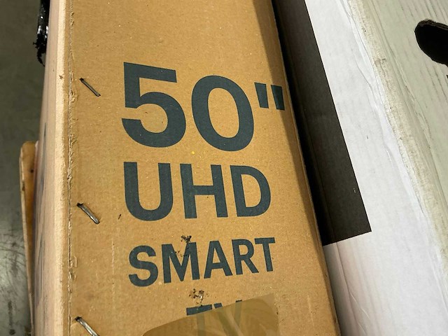 Pallet televisies retourgoederen - 8 items - afbeelding 3 van  6