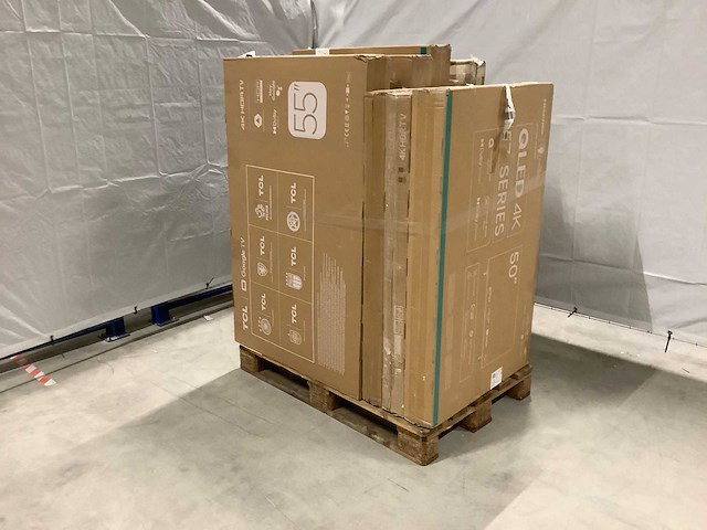 Pallet televisies retourgoederen - 9 items - afbeelding 1 van  10
