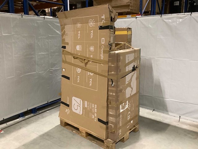 Pallet televisies retourgoederen - 9 items - afbeelding 1 van  9