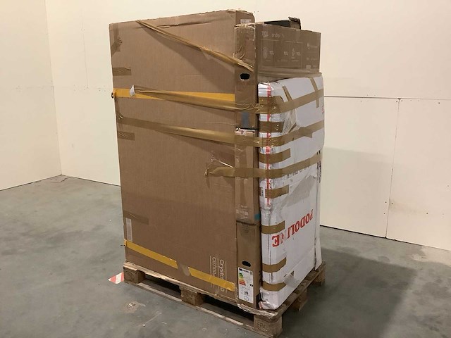 Pallet televisies retourgoederen - 9 items - afbeelding 1 van  7