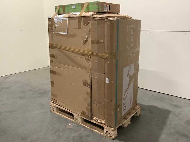 Pallet televisies retourgoederen - 9 items - afbeelding 1 van  7