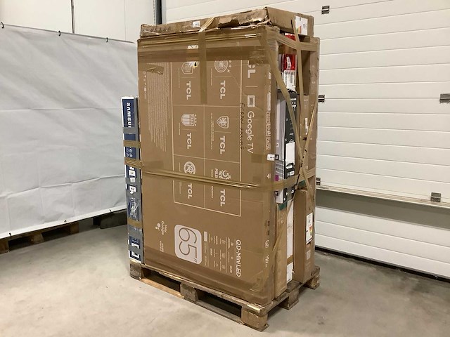 Pallet televisies retourgoederen - 9 items - afbeelding 1 van  8