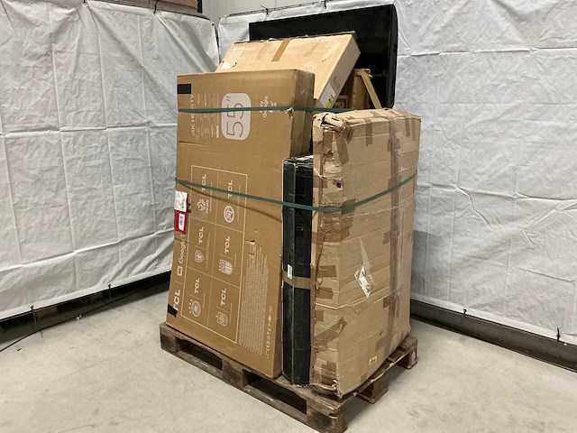 Pallet televisies retourgoederen - 9 items - afbeelding 1 van  9