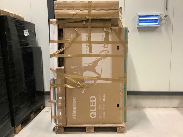 Pallet televisies retourgoederen - items - afbeelding 1 van  4
