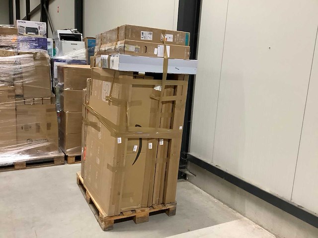 Pallet televisies retourgoederen - items - afbeelding 2 van  6