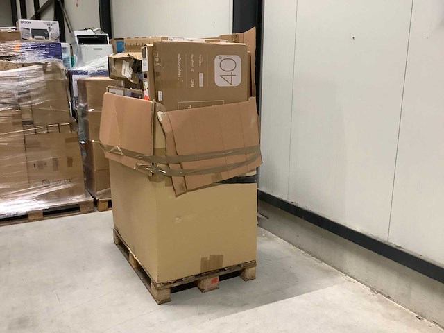 Pallet televisies retourgoederen - items - afbeelding 2 van  6