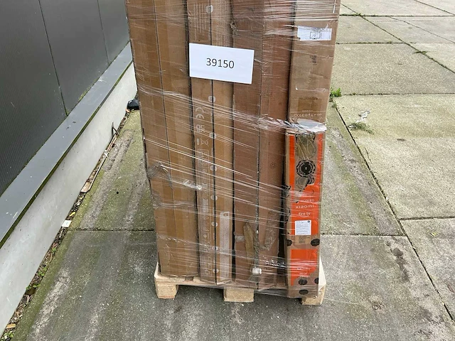 Pallet televisies retourgoederen - afbeelding 3 van  4