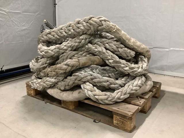 Pallet touw - afbeelding 1 van  2