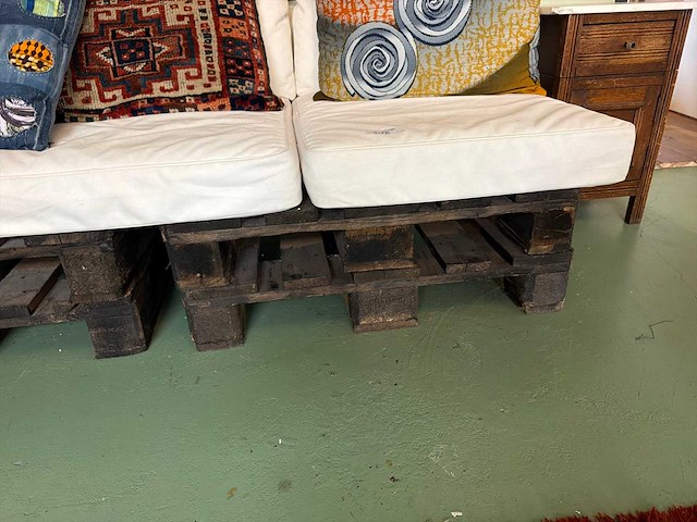 Pallet tuinbank - afbeelding 3 van  4