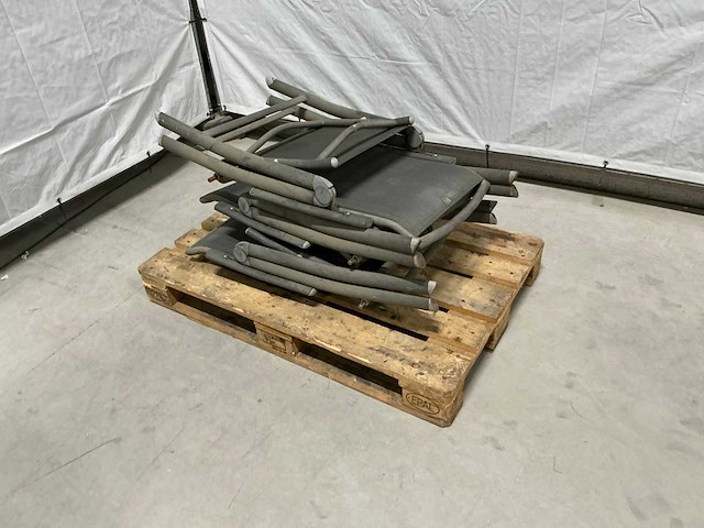 Pallet tuinstoelen (3x) - afbeelding 2 van  2