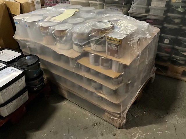 Pallet verf - afbeelding 1 van  8