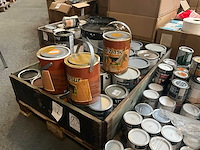 Pallet verf - afbeelding 1 van  8
