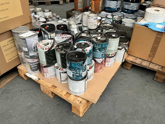 Pallet verf - afbeelding 1 van  9