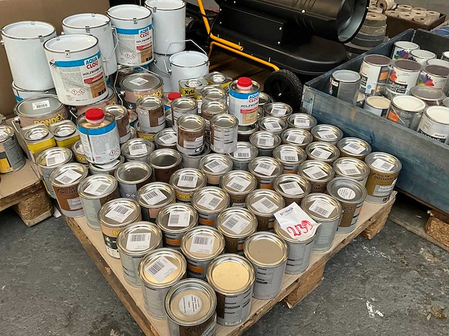 Pallet verf - afbeelding 1 van  7