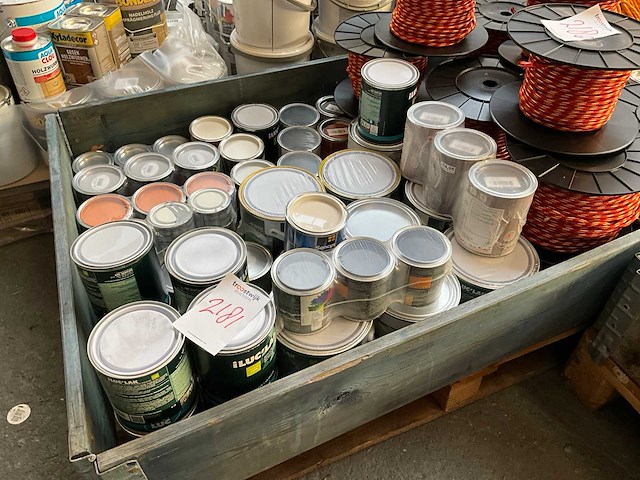 Pallet verf - afbeelding 1 van  6