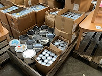 Pallet verf - afbeelding 1 van  8
