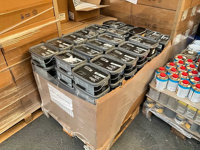 Pallet verf - afbeelding 1 van  5