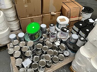 Pallet verf - afbeelding 1 van  8