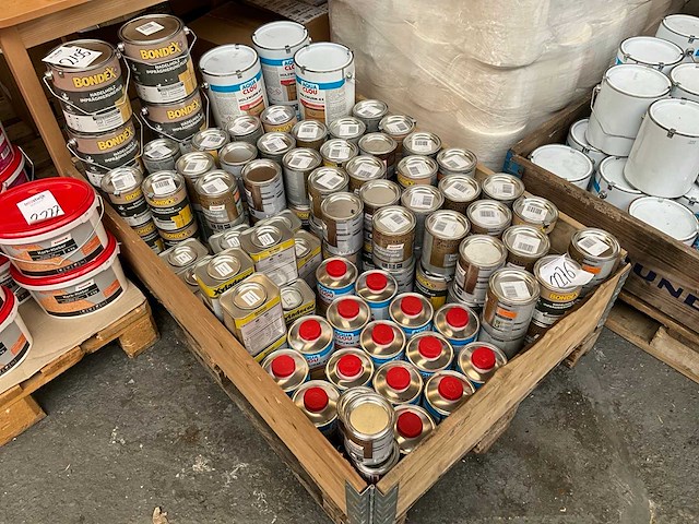 Pallet verf - afbeelding 1 van  7